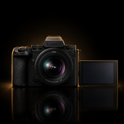 Panasonic Lumix S5IIX 20-60mm Kit – Black
